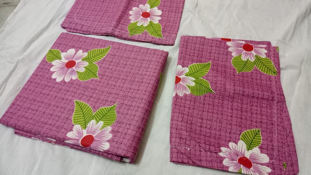 Pink Flowers Bedsheet